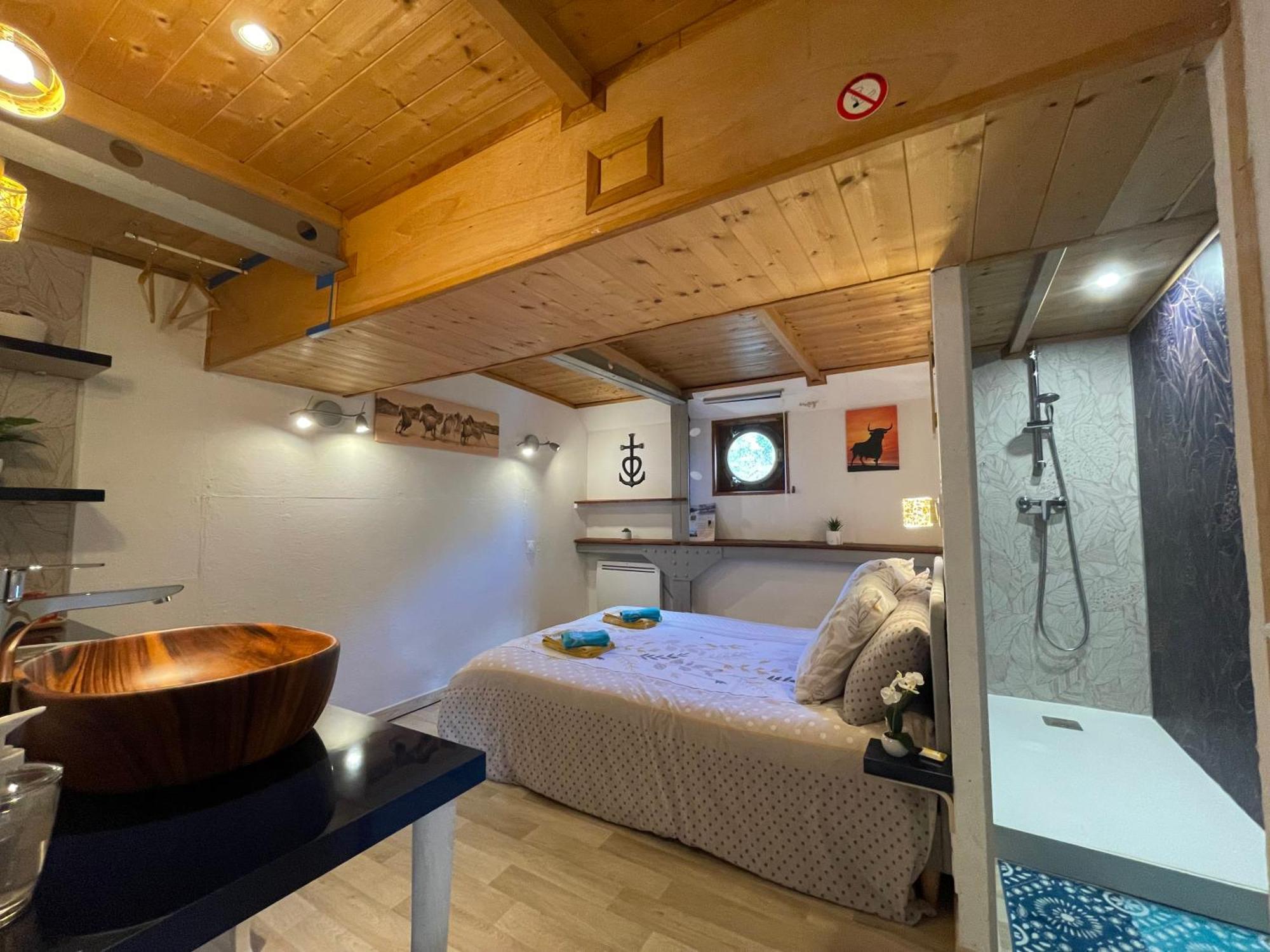 Peniche Le Pescalune - Chambre D'Hotes Arles Eksteriør billede